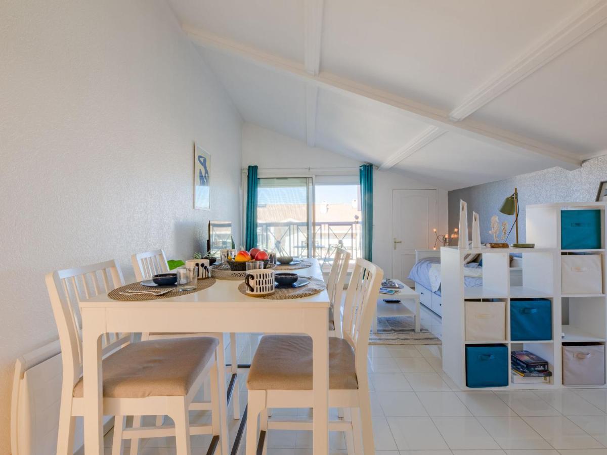 L'amiraute By Interhome Appartement Fréjus